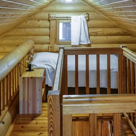 Lomavaeinoe 13 By Interhome Salla